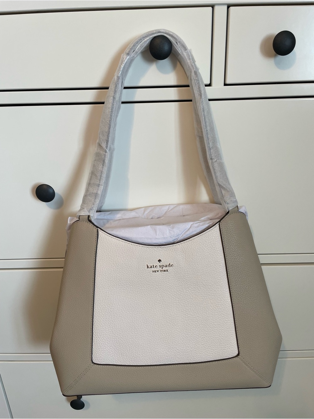kate spade Two-Tone Pebbled Shoulder Tote in Taupe and White